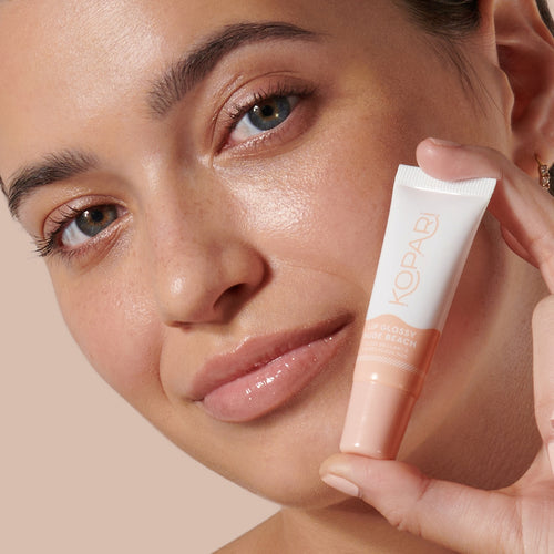 Moisturizing Lip Glossy with Shea Butter, Coconut Oil and Squalene